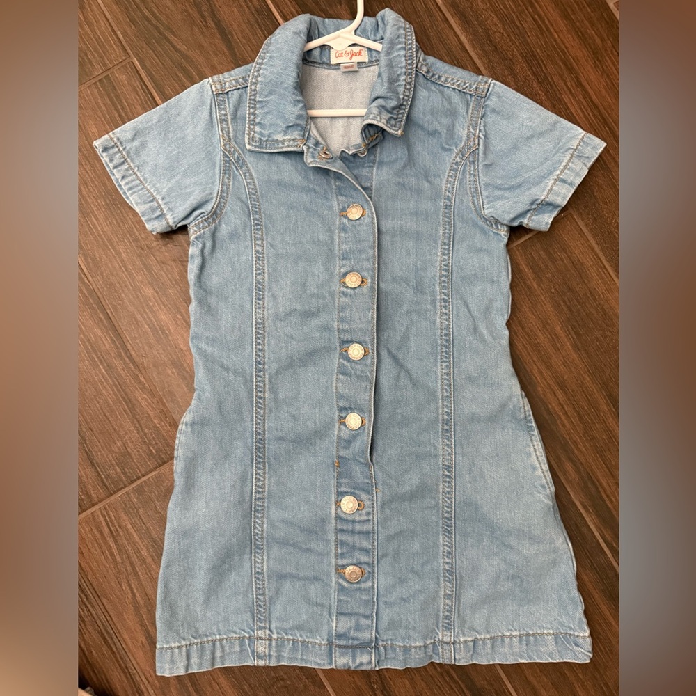 🪼Cat & Jack Light Blue Denim Button-Front Kids Dress
